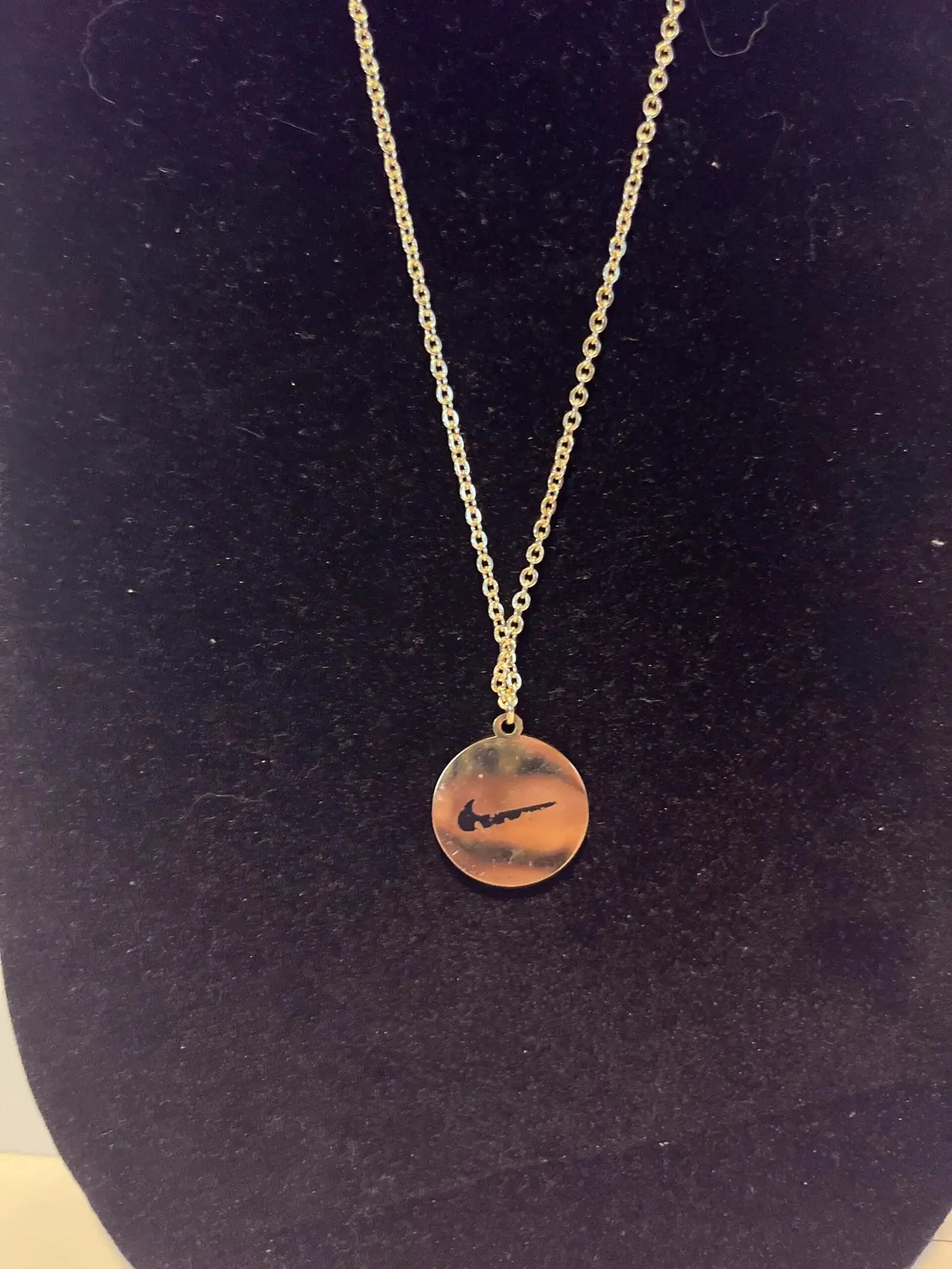 Gold Luxe Pendant Necklace